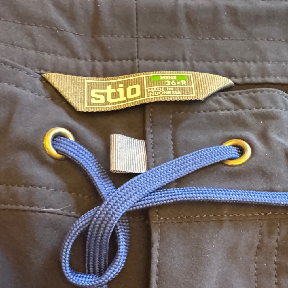 Stio pants with  Drawstring - Picture 2 of 5
